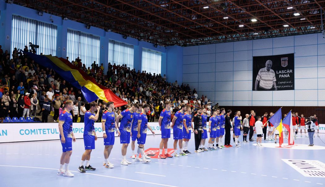 România, victorie dramatică în faţa Cehiei în barajul Mondialului de Handbal - fond-romania-handbal-1715282212.jpg