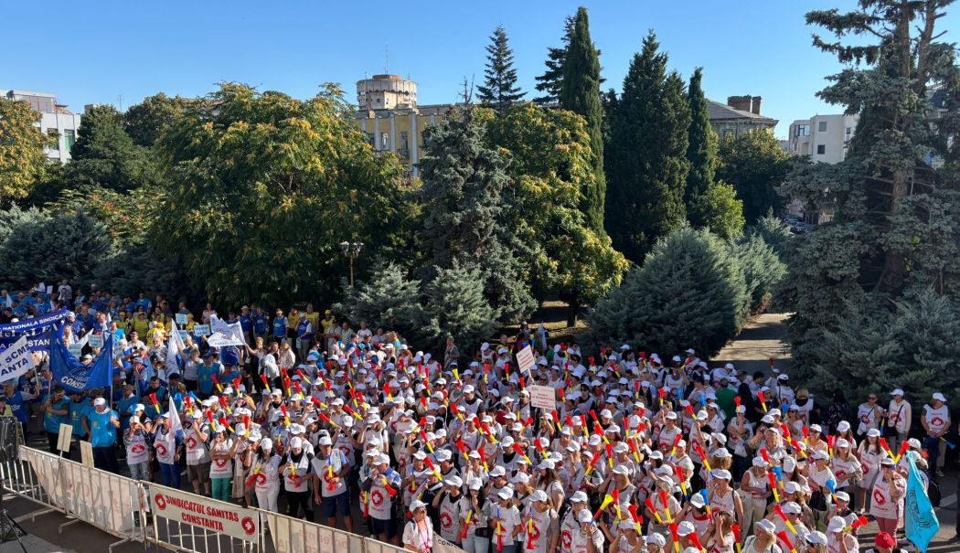 Sindicaliştii Sanitas Constanţa se pregătesc de un nou protest de amploare - fond-sanitas-1760717441.jpg