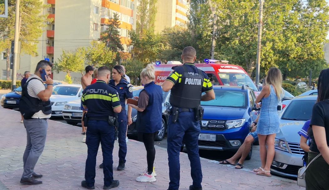Scandal sângeros într-un bar din Constanța. Trei persoane au fost înjunghiate - fond-scandal-1756650472.jpg