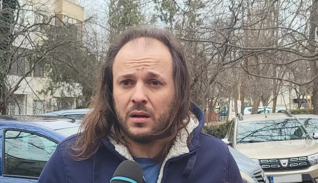 Scene greu de privit în Constanța. Doi polițiști și un jandarm, luați la bătaie într-o scară de bloc - fond-scandal-in-bloc-1770731410.webp