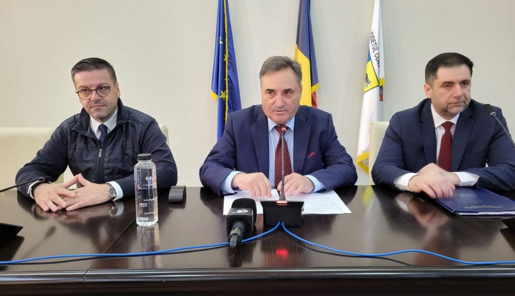 Aleşii judeţeni au refuzat, din nou, retragerea CJC din Asociaţia de Dezvoltare Durabilă Constanţa - fond-seedinta-cjc-1713984571.jpg