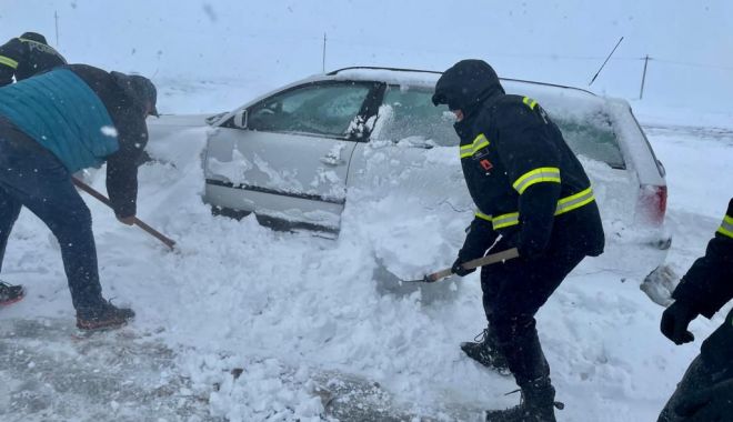 V-ați pregătit de iarnă? Câteva sfaturi utile de la pompierii ISU Constanța - fond-sfaturi-pompieri-1703606834.jpg