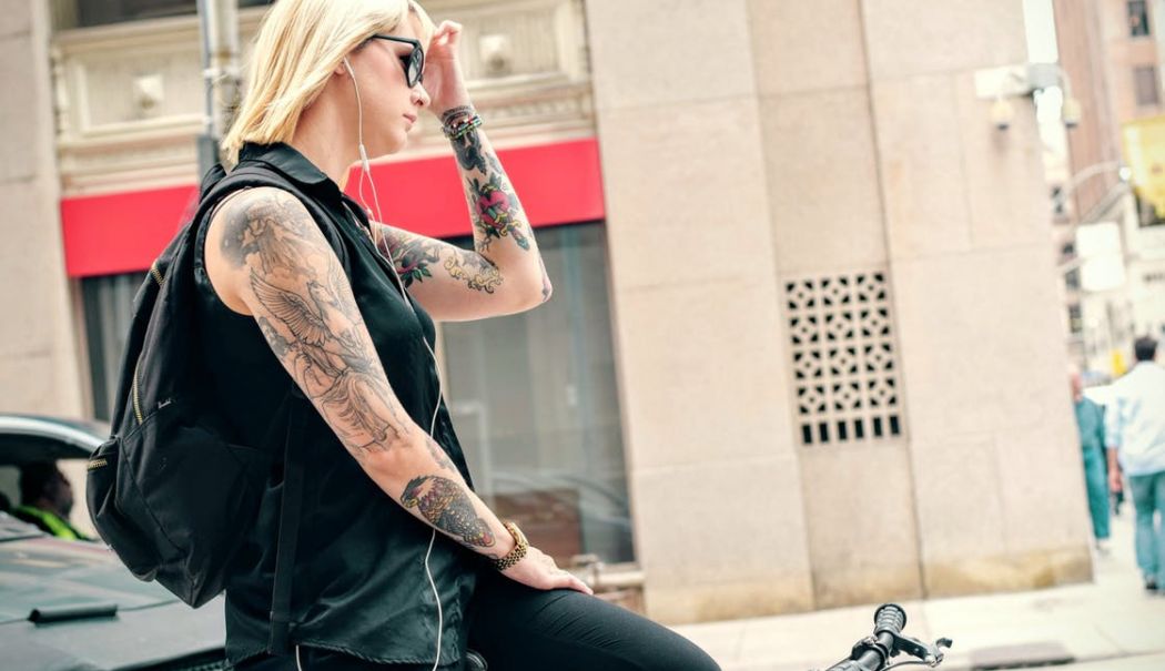 Laserul vă scapă de tatuajele nedorite, fără a afecta pielea - fond-tatuaje-1724072215.jpg