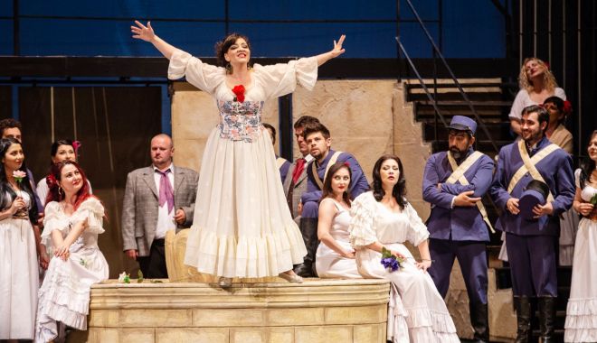 Poftiți la teatru! Spectacolele acestui weekend pe scenele constănțene - fond-teatre-1678476920.jpg