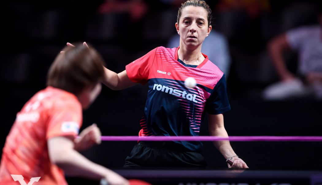 Constănţeanca Eliza Samara face furori alături de echipa naţională a României în China - fond-tenis-masa-romania1-1733150216.jpg