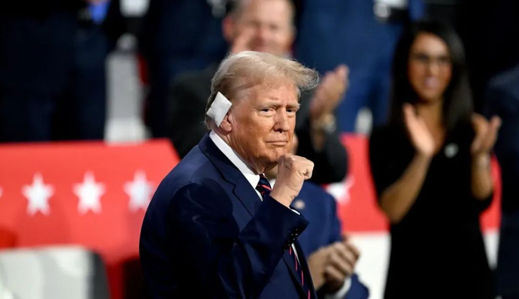 Donald Trump: „Trebuie să vindecăm divizarea societăţii noastre. Voi fi preşedintele tuturor” - fond-trump-again-1721402373.jpg