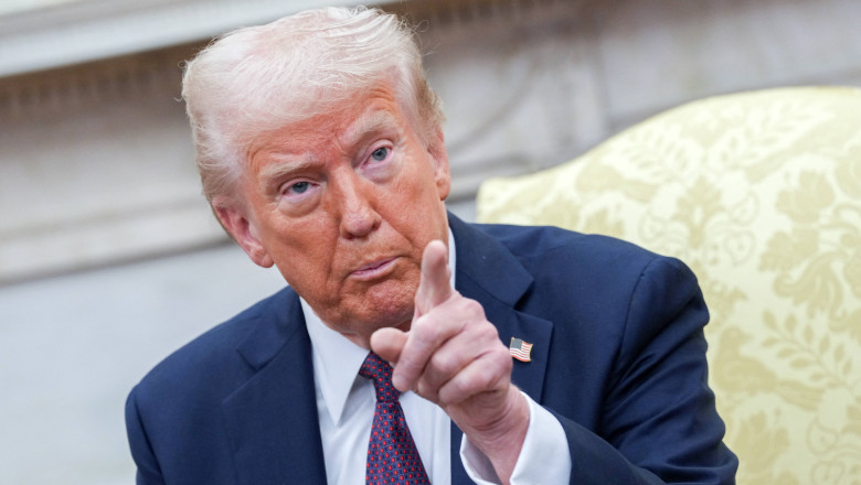 Administrația Trump aprobă vânzarea de arme către Israel în valoare de patru miliarde de dolari - fond-trump1-1740915036.jpg