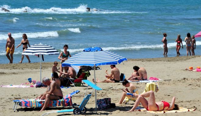Greva profesorilor le-a dat vacanţele peste cap! Unii turişti şi-au anulat sejururile pe litoralul românesc - fond-turism-1jpg-2-1686590604.jpg