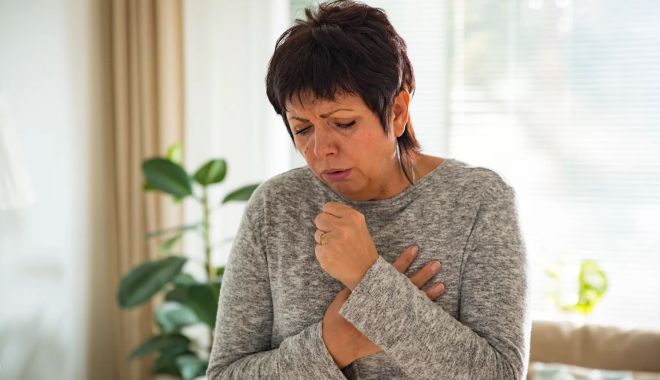Tusea alergică este frecvent confundată cu tusea apărută în cadrul virozelor respiratorii - fond-tuse--1709124203.jpg