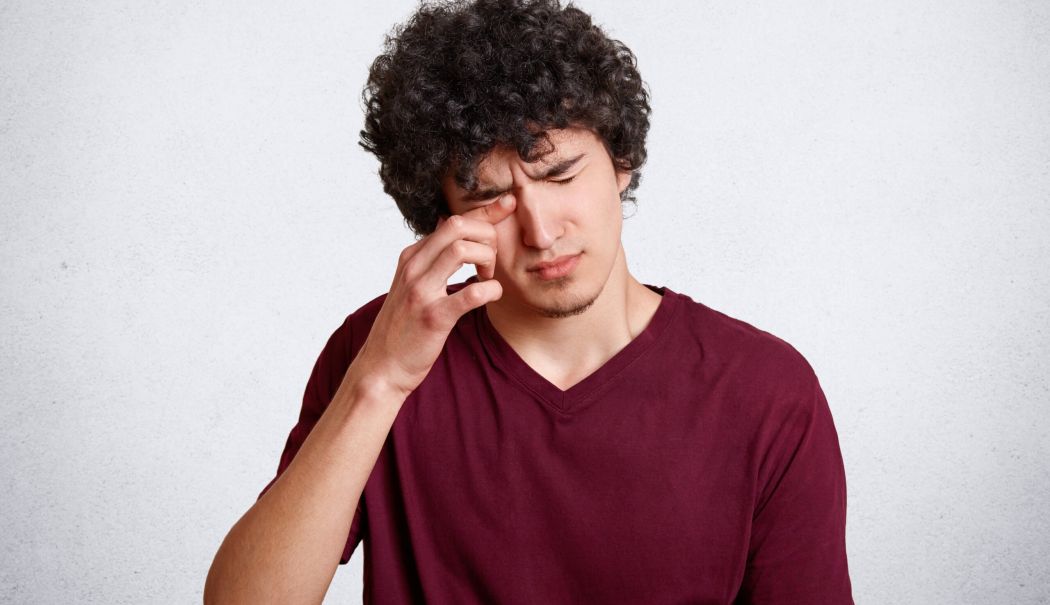 Durerea de pe pleoapă care nu trebuie ignorată. Ce trebuie să știţi despre urcior - fond-urcior-1750944962.jpg