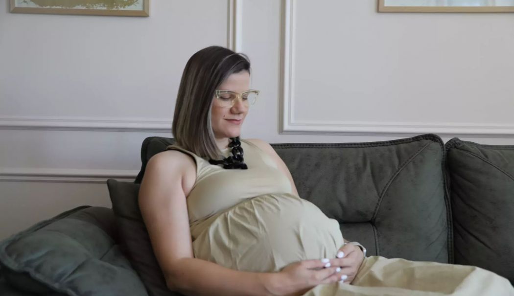 Câteva soluții pentru a preveni vergeturile din timpul sarcinii - fond-vergeturi-sarcinajpg-2-1759836153.jpg