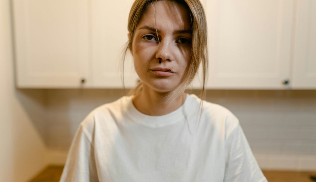 Zeci de ordine de protecție eliberate din cauza scenelor cumplite de violență în familie - fond-violenta-in-familie-la-cons-1737294948.jpg