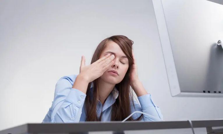 Carența de vitamina A. Semnele pe care nu trebuie să le ignorați - fond-vitamina-a-1772037114.webp