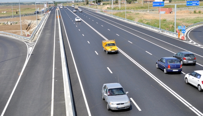 Zonele cu risc de accidente, în atenția drumarilor. Parapeții despărțitori, soluția salvatoare pe DN3 - fond1-1510760718.jpg