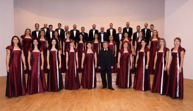 Festival Internațional de muzică corală, la Cernavodă - fond11-1322239234.jpg