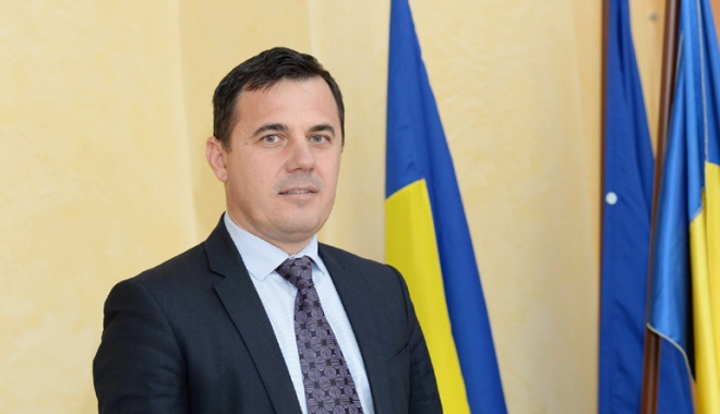 PNL vrea ca salariații din mediul privat să poată primi două salarii în plus - fond2pnlionstefan-1505224434.jpg