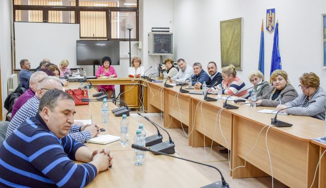 Primarii din ACoR Constanța, ședință de lucru la Camera de Conturi - fondacorintalnirelacurteadecontu-1676400498.jpg