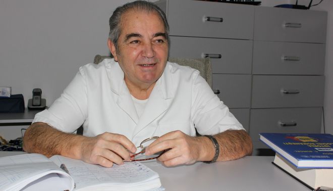 Adenomul de prostată, boala care „terorizează” bărbaţii după 50 de ani - fondadenomuldeprostatavioreltode-1628625441.jpg