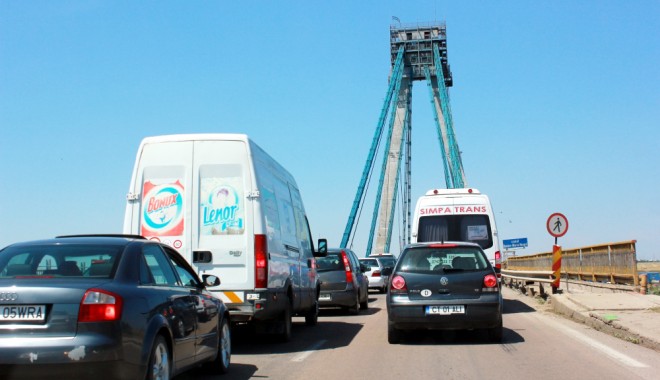 HAOS în sudul județului. Cum să faci de la Constanța la Mangalia 4 ore  cu mașina - fondaglomeratie-1407249497.jpg