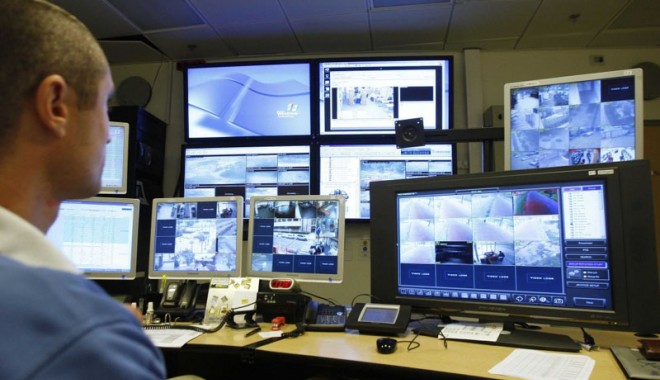 Puteți vorbi liniștiți. Procurorii nu mai pot intercepta telefoanele - fondascultattelefoane3-1409938885.jpg