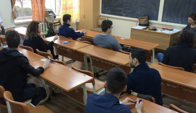 Bacalaureatul de toamnă. Doar jumătate din cei respinși revin în examen - fondbacalaureat-1471264687.jpg
