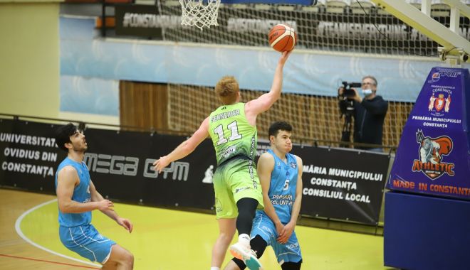 BC Athletic a pierdut meciurile cu CSA Steaua şi cu CSO Voluntari - fondbcathleticrestante-1612095497.jpg
