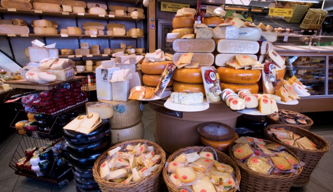 Șocant! Soluție de deszăpezire  în brânzeturile de pe piață.  Din ce sunt făcute brânza și cașcavalul - fondbranzacascaval-1466608740.jpg