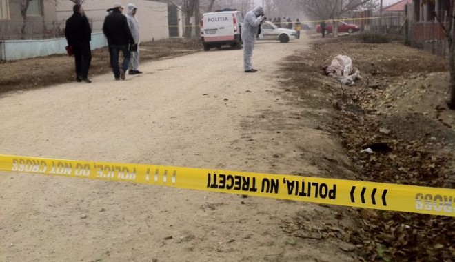 Călugărul decapitat de la Ghindărești avea unghiile date cu ojă - fondcalugardecapitat-1321905541.jpg