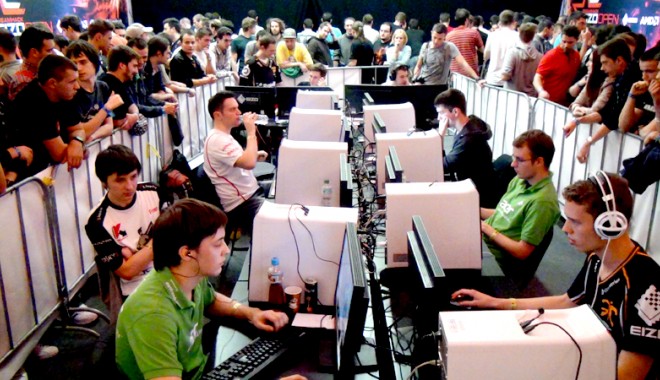 România, gazda Campionatului Mondial de jocuri electronice - fondcampionat-1382284378.jpg