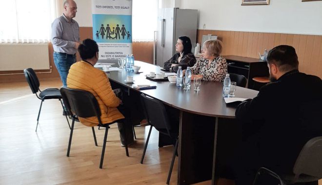 Dizabilitatea nu este o barieră nici în mediul rural! Centru de zi şi locuinţe protejate în satul Dorobanţu - fondcaravana12-1651081696.jpg