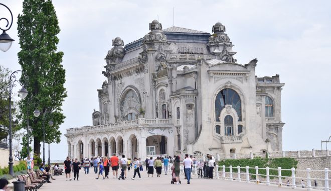 Blestemul Cazinoului. Restaurarea, din nou amânată. A patra licitație contestată - fondcazino-1568665026.jpg