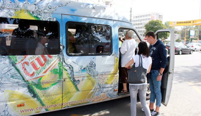 Cum văd constănțenii transportul  cu maxi-taxi: 