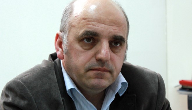 Ce trebuie să știe constănțenii despre buletinele biometrice - fondcetrebuiebuletinebiometriced-1389376001.jpg