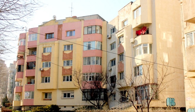 Cine își plânge de milă după prăbușirea pieței imobiliare - fondcineisiplangedemila1-1397579816.jpg