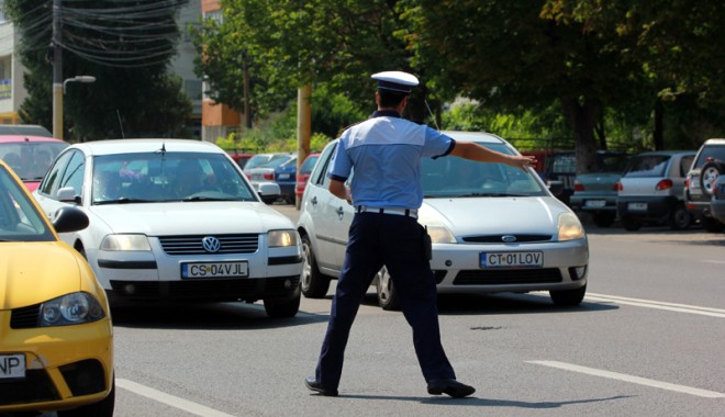 Șoferii din Constanța nu mai încalcă regulile de circulație? - fondcodulrutier31375889597-1376212651.jpg