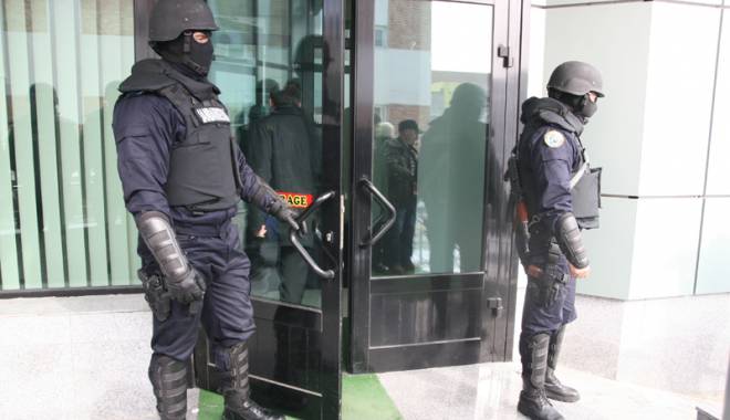Țeapă record la Constanța: cum a fost înșelat statul cu 180 de milioane de euro! - fondcomplotafaceristiromanigreci-1415035481.jpg