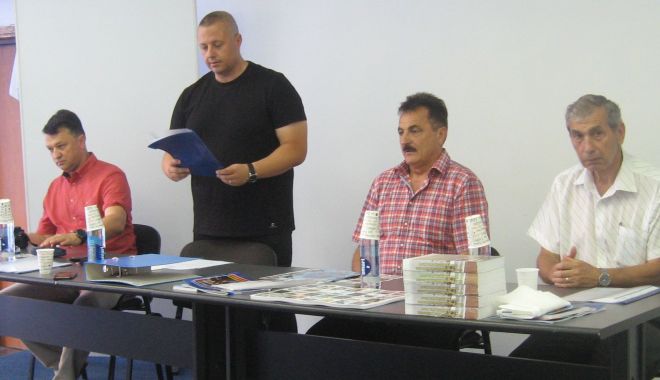 Comunitatea maritimă avertizează: 