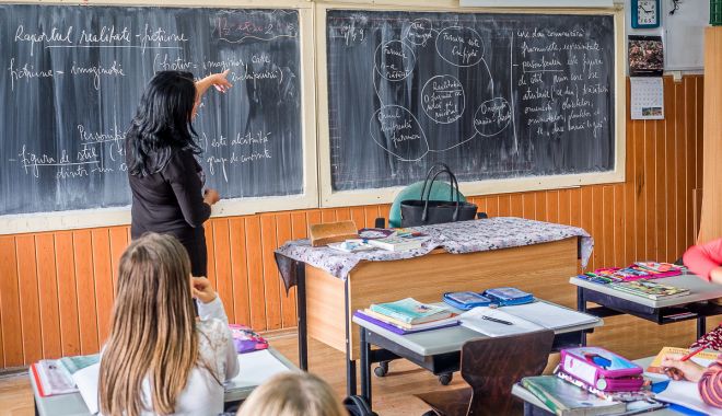 Un director cu Definitivat și cinci ani vechime îl va evalua pe colegul cu doctorat sau gradul I - fondconcursdirectori-1622224184.jpg