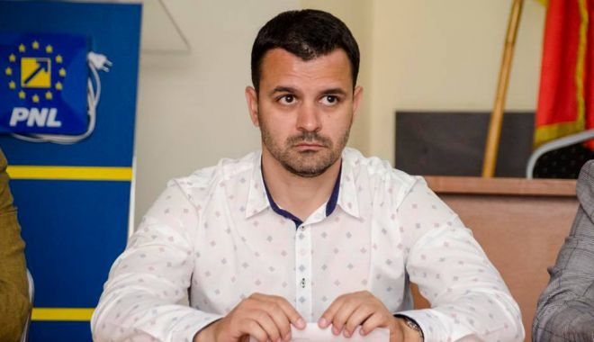 Pregătirile pentru Congresul PNL, în linie dreaptă. Cine face parte din delegaţia de la Constanţa
