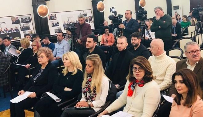 Consilierii locali din Constanța, convocați în ședință. Ce cupluri vor primi câte 10.000 de lei - fondconsiliullocalconstanta-1582668208.jpg
