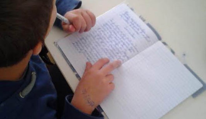 Copilul stângaci poate avea probleme de sănătate? - fondcopilstangaci14fb-1392390692.jpg