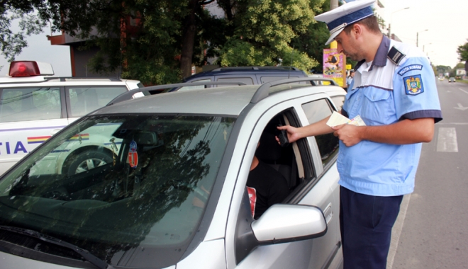 ȘOFERII FĂRĂ RCA, SANCȚIONAȚI CHIAR DACĂ NU SUNT PRINȘI DE POLIȚIE - fondcumdrumuriamenzirutiere14322-1472974054.jpg