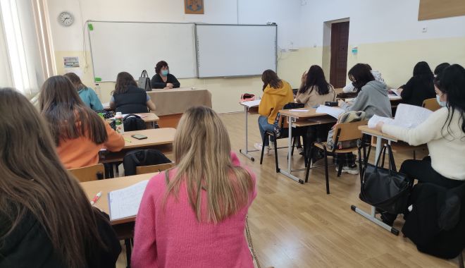 Trei suplinitori au obținut definitivarea în învățământul constănțean cu media 10 - fonddefinitivatrezultate-1658941692.jpg