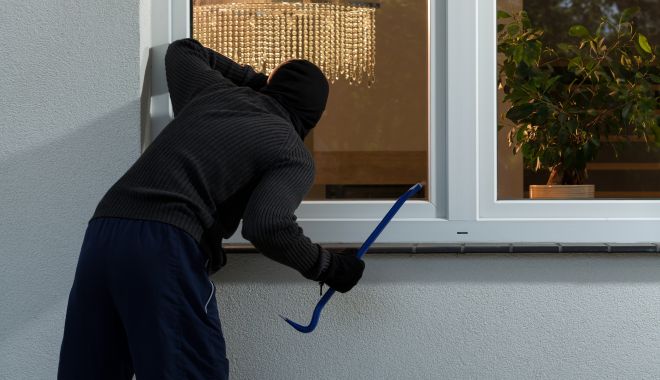 Atenție mare, sute de locuințe sparte de hoți! La ce metode recurg infractorii din Constanța - fondfurturilocuinte1-1649694937.jpg