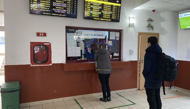 Haos pe calea ferată. Mii de oameni blocaţi în trenuri sau pe peroane - fondhaospecaleaferata2-1640028483.jpg