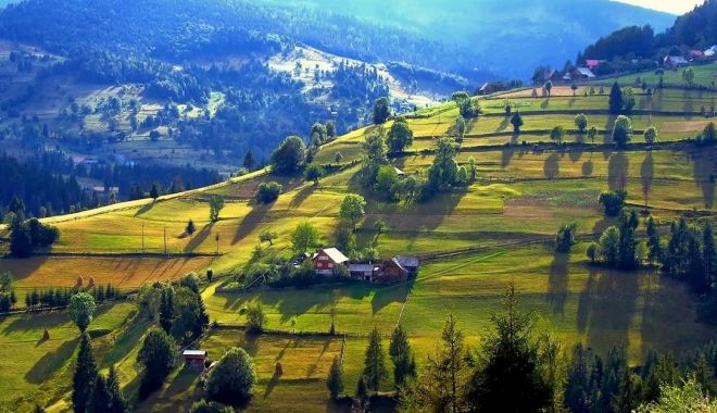 Industria turistică, în declin! Antreprenorii s-au săturat de vorbe, vor fapte! - fondindustriaturistica-1612380064.jpg
