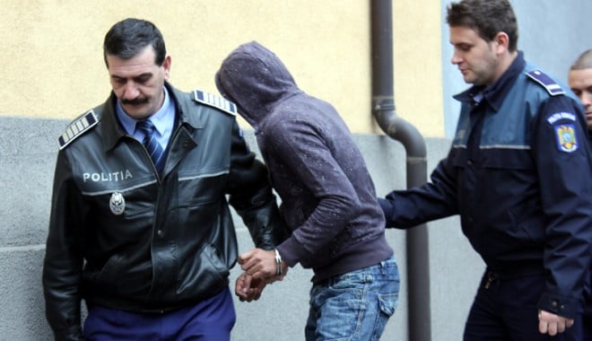 Infractorii pe care statul nu îi recunoaște. Ce se întâmplă cu criminalii și tâlharii fără identitate - fondinfractoripecarestatul-1398792412.jpg
