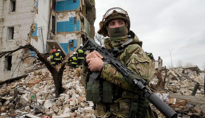Gara din oraşul Doneţk a fost atacată de ucraineni. Luptele continuă şi în Donbas - fondluptecontinua-1657022275.jpg