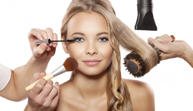 IN&OUT: Trenduri de beauty în 2013 - fondmachiaj-1378907838.jpg