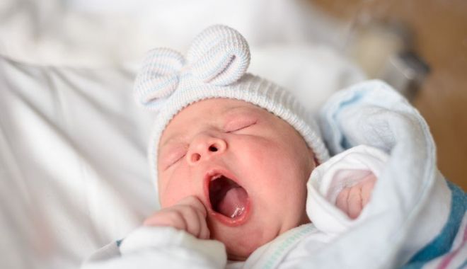 Proaspetele mămici, care au născut la spitalul judeţean, revoltate că nu-şi pot vedea bebeluşii - fondmamicidisperate-1603380948.jpg